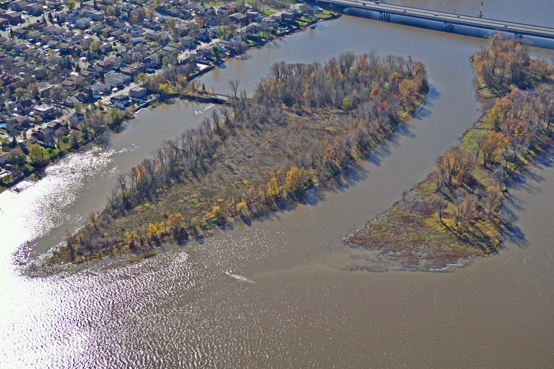 Lapierre Island, Aerial view 2013. Credit: Air Imex Ltée